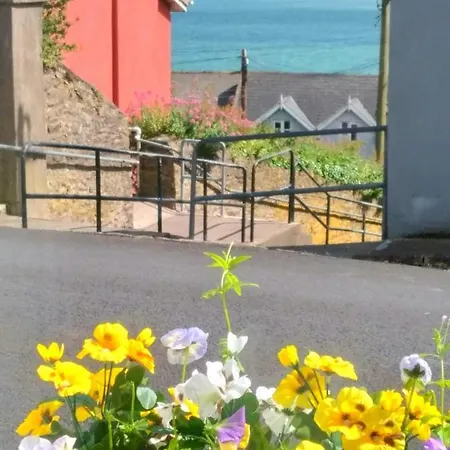 Sea View Cottage, 2 Bedrooms With Stunning Views Cobh Exterior photo