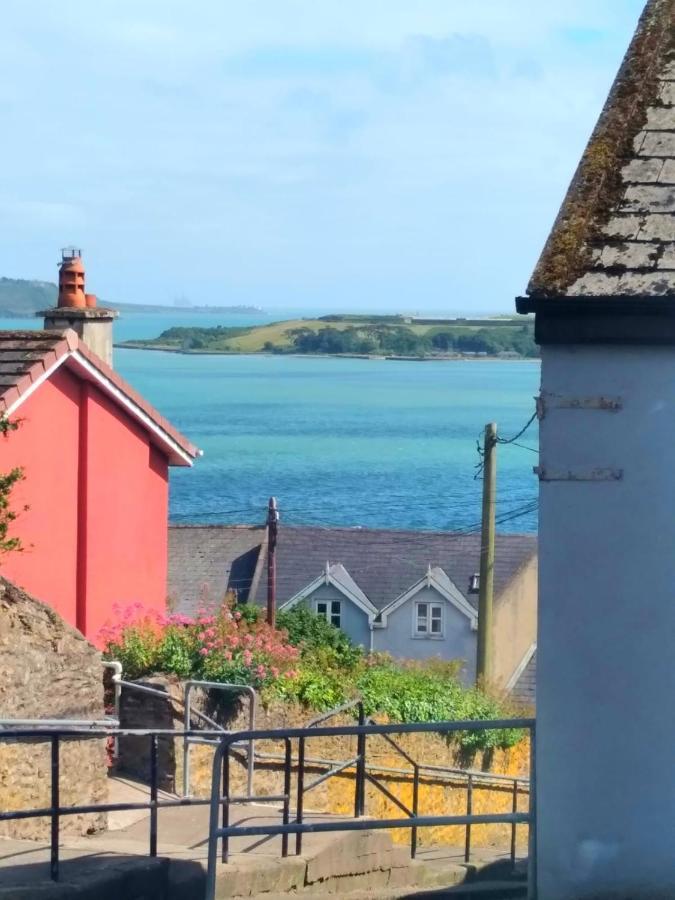 Sea View Cottage, 2 Bedrooms With Stunning Views *